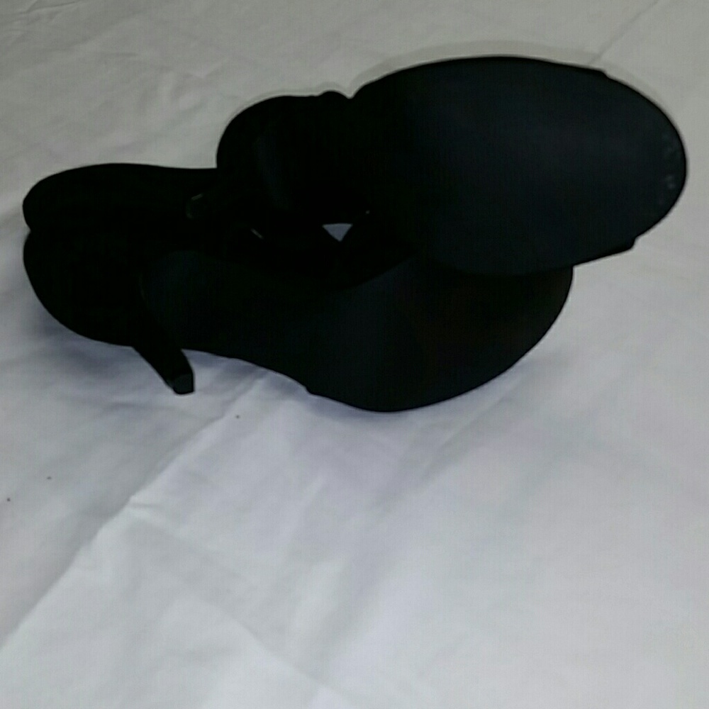 Suede Shoes - Picture 6 of 7